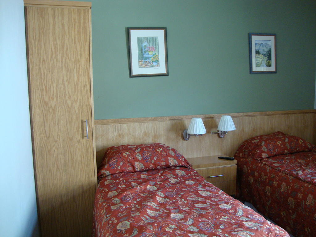 Clifford House B & B Rosslare Harbour Szoba fotó